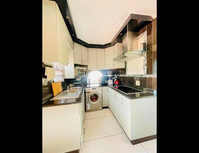 4 BEDROOM HOUSE FOR SALE IN MOTALABAD